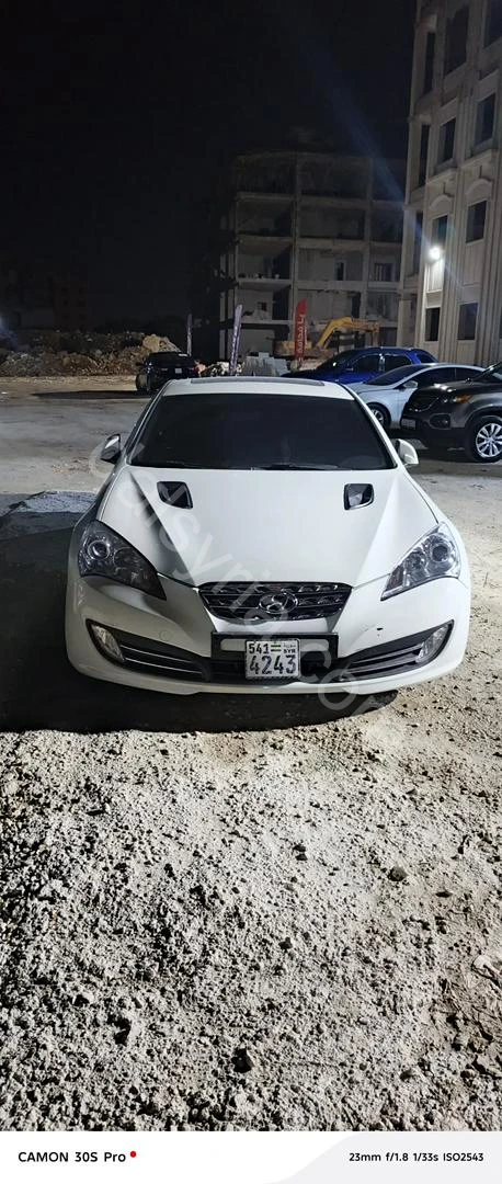 للبيع جينيس كوبيه2010