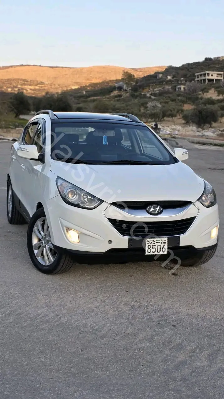 للبيع هونداي توسان 2012