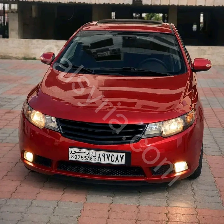 للبيع كيا سيراتو فورتي 2010