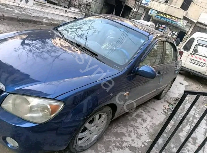 للبيع كيا سيراتو فورتي 2006