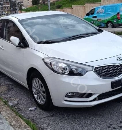 للبيع كيا سيراتو فورتي 2012