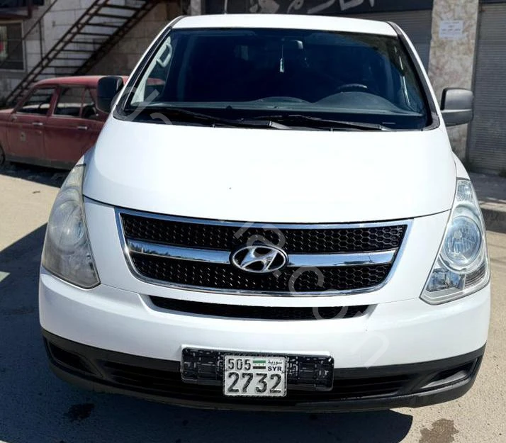 للبيع هونداي h1/2012