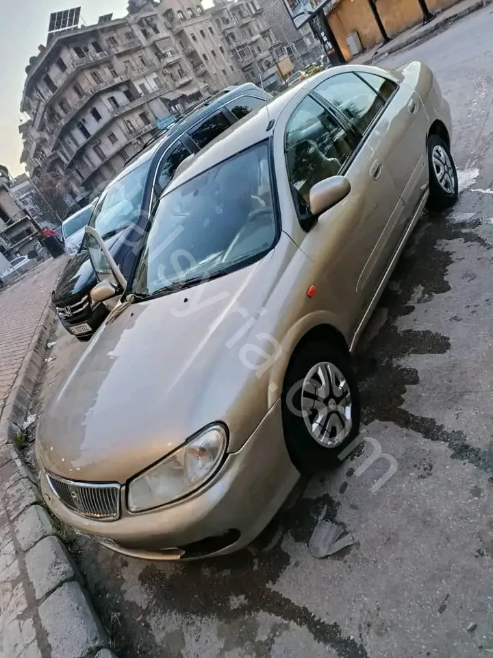 للبيع نيسان صني 2008