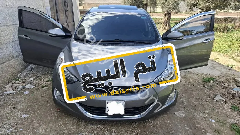 للبيع هيونداي النترا 2012