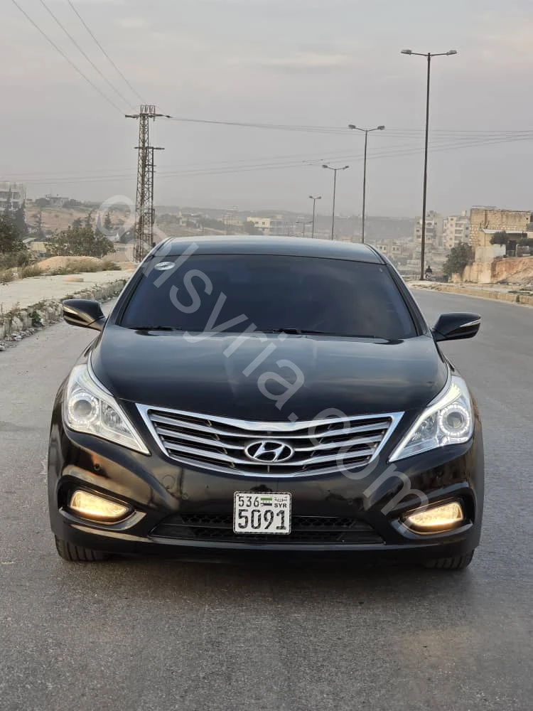 للبيع هونداي ازيرا غراند يور 2012