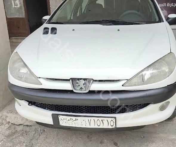 للبيع بيجو 2005