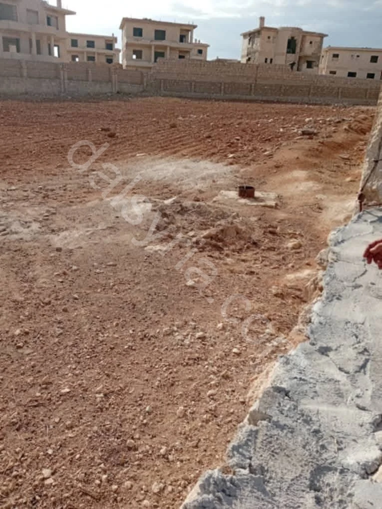 للبيع ارض 3500 م في طريق خان العسل 
