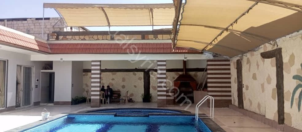 Advertisement