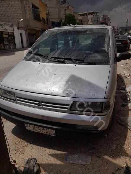 للبيع ستروين ايفازيون 2002