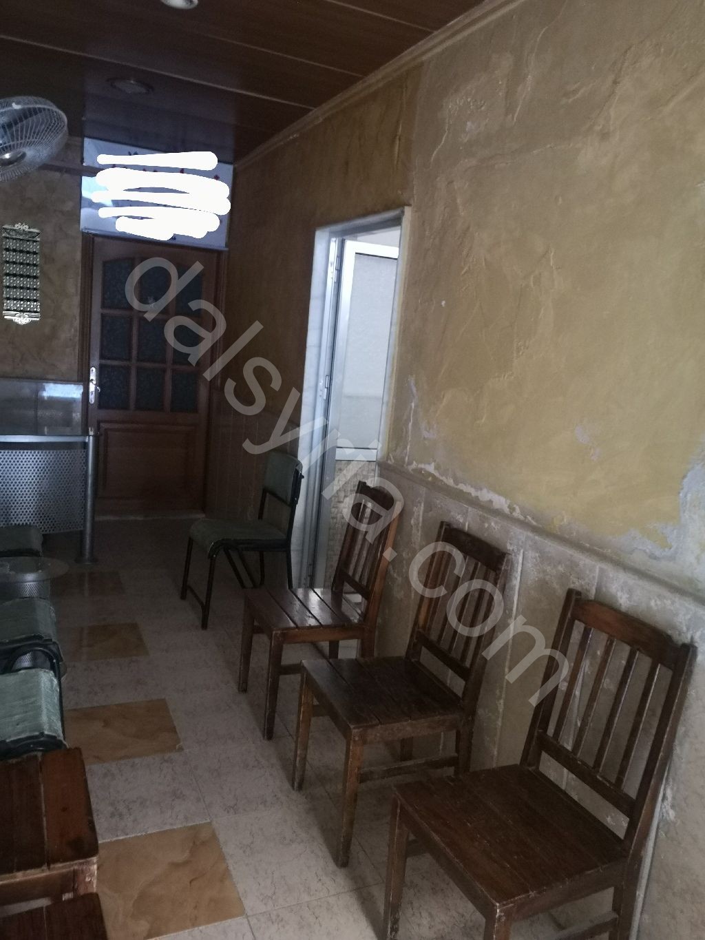 للإيجار عيادة 12م في مساكن برزة