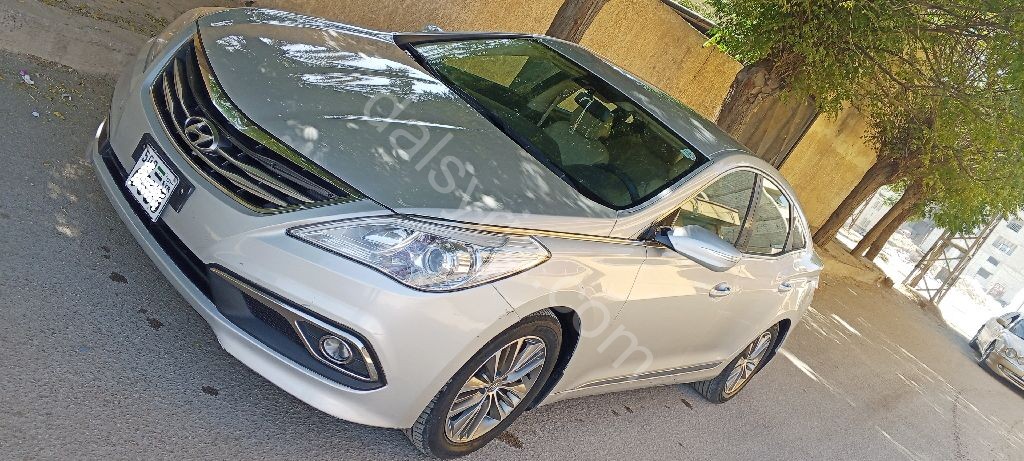 للبيع هيونداي ازيرا 2016