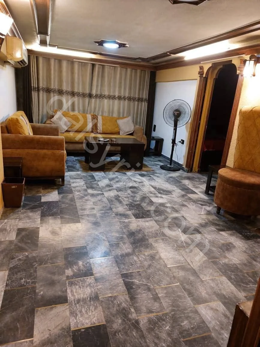 للآجار الفندقي شقة 60م مفروشة في المزرعة