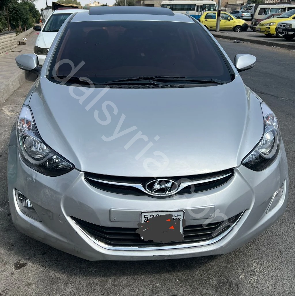 للبيع هيونداي افانتي 2011