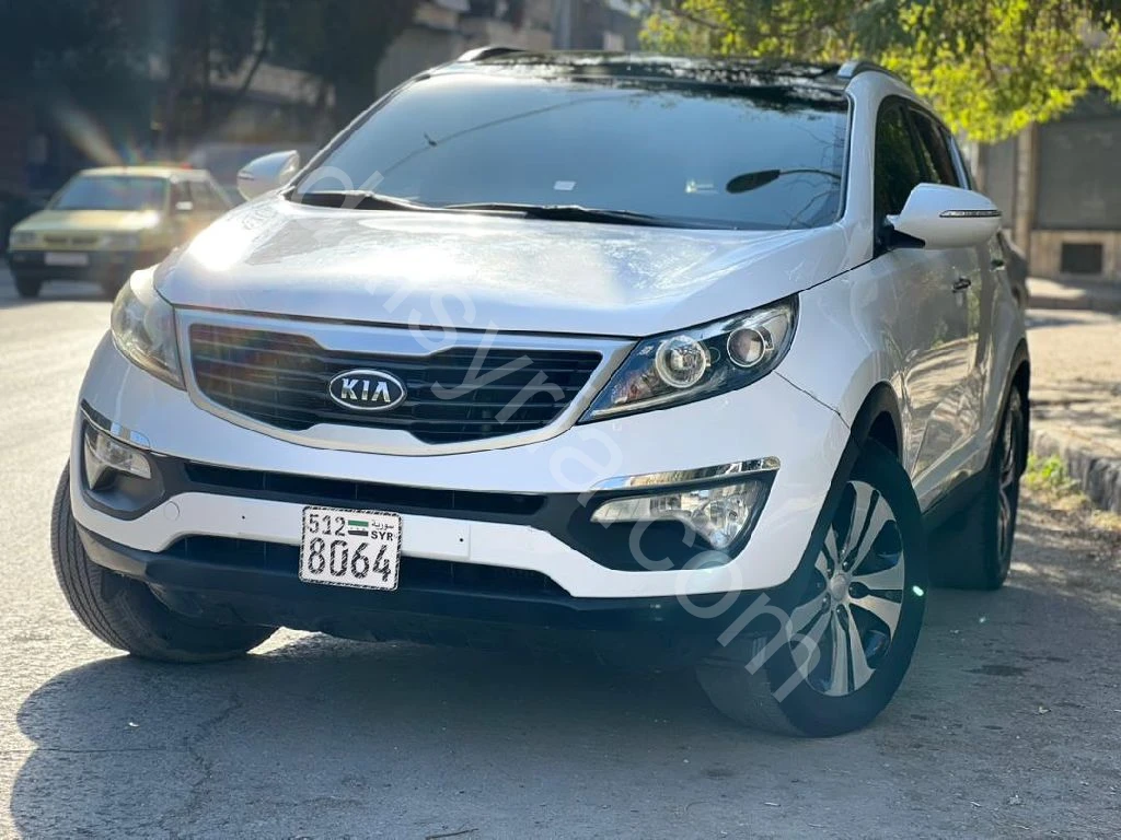 للبيع كيا سبورتاج 2012