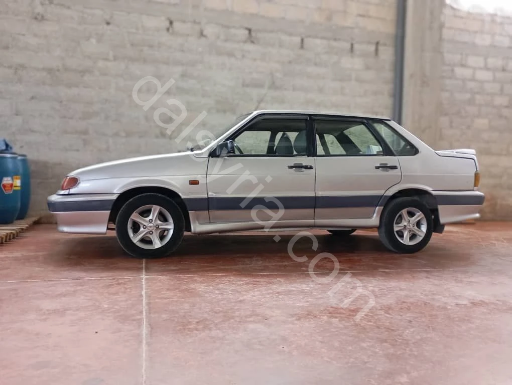 للبيع لادا 2004