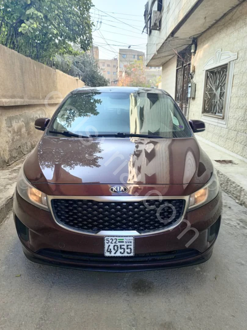 للبيع كيا سيدونا 2018