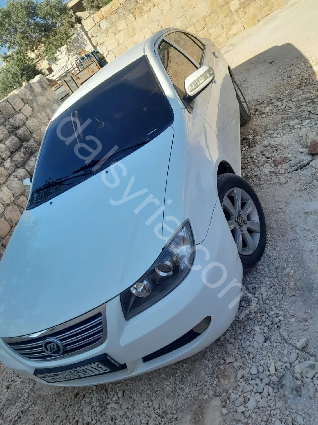 للبيع ليفان 2008