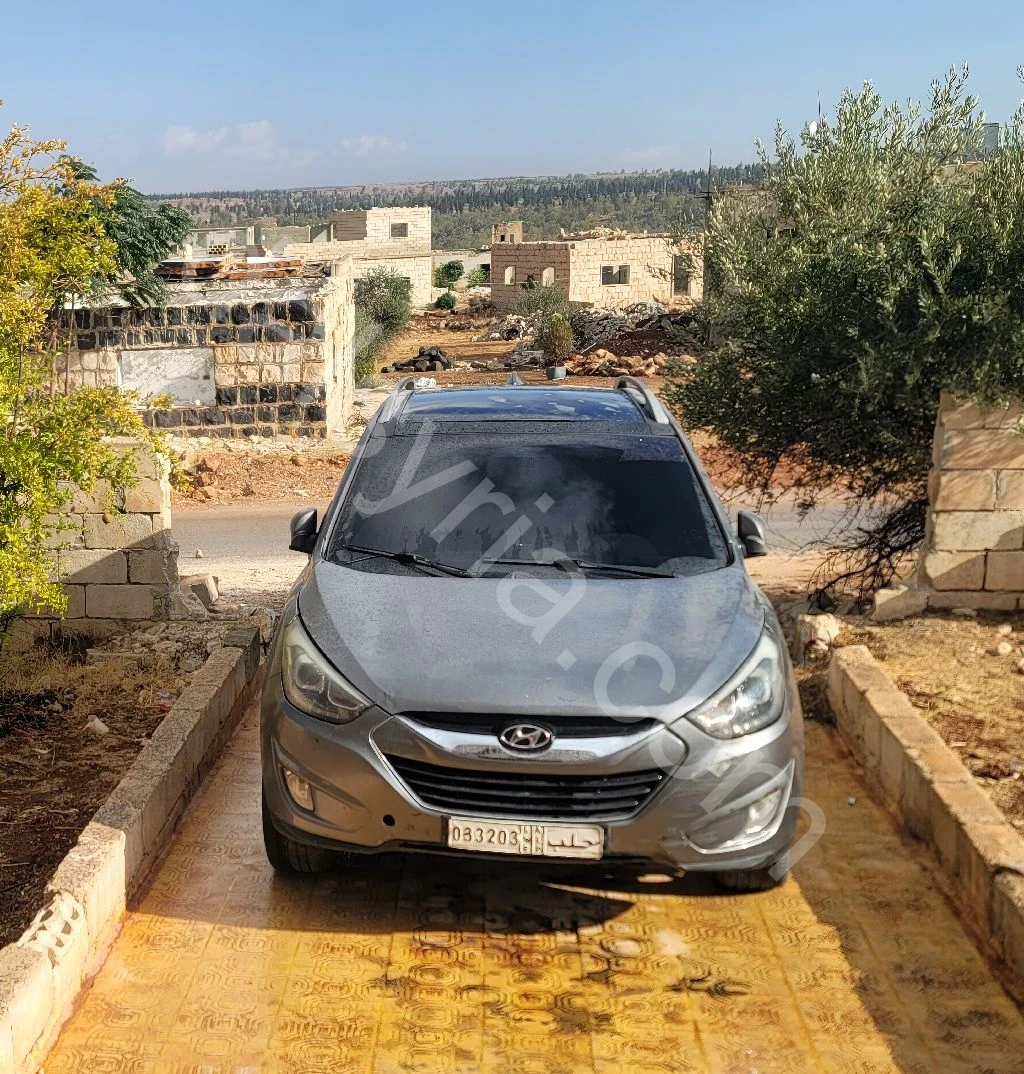 للبيع هيونداي توسان قصة 2014