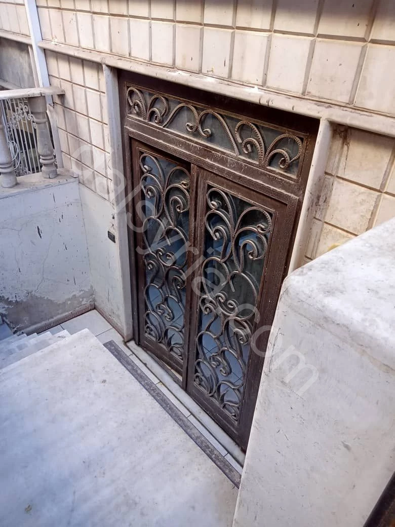 للإيجار قبو 35م في الحلبوني 