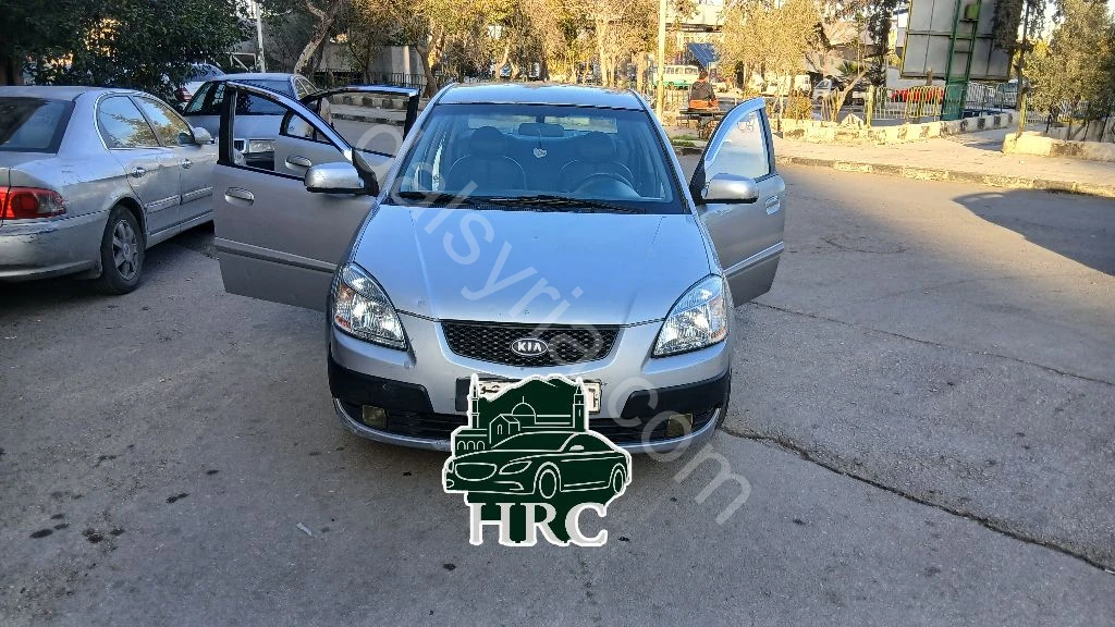 للإيجار الاسبوعي كيا ريو 2008