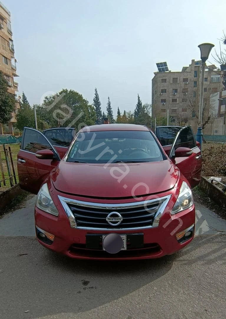 للبيع نيسان التيما 2013