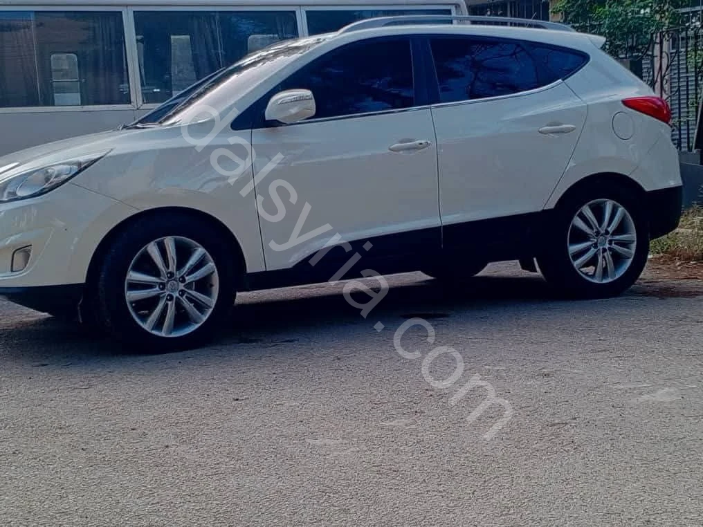 للبيع هيونداي توسان 2012