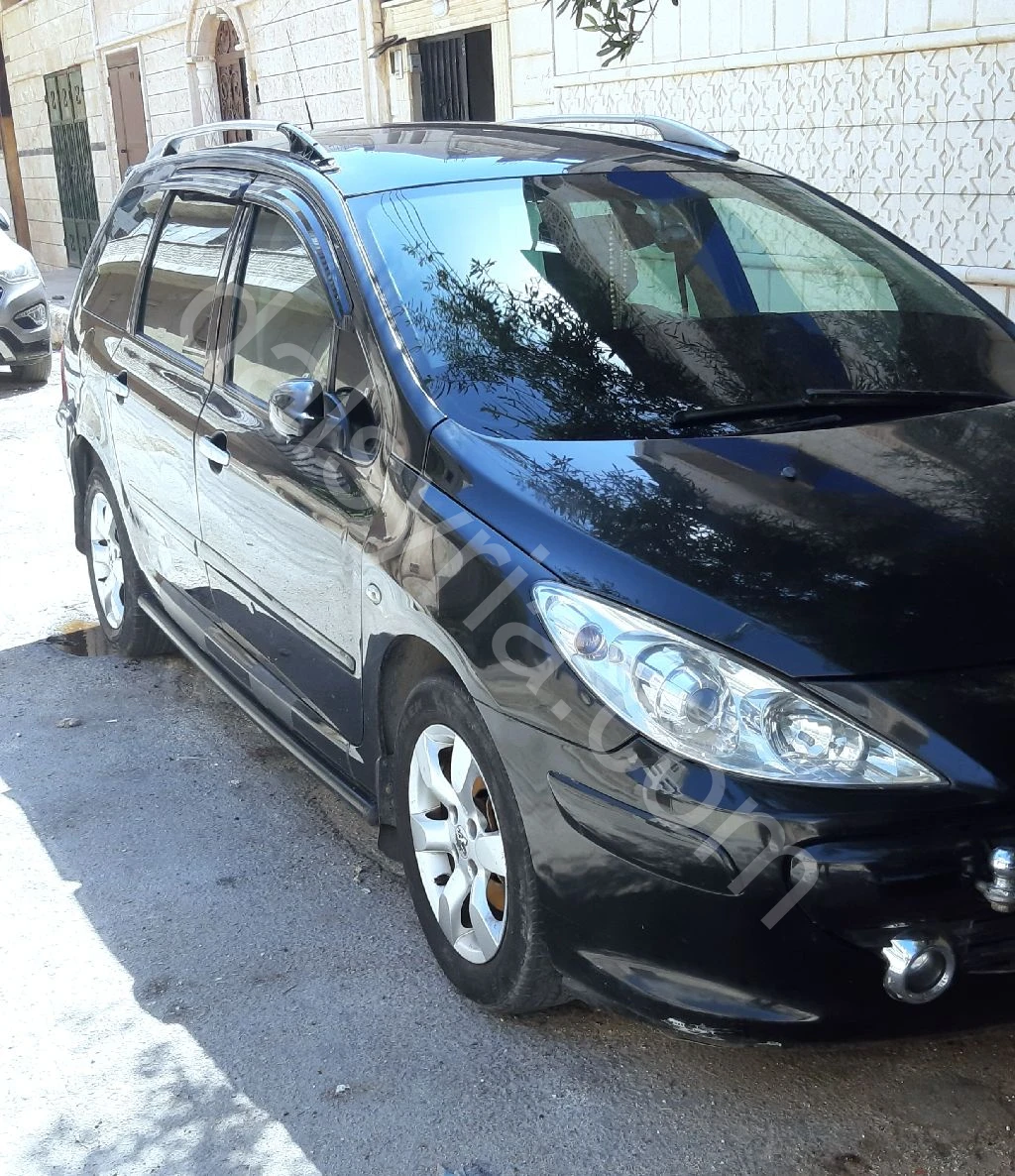 للبيع بيجو 307 2008