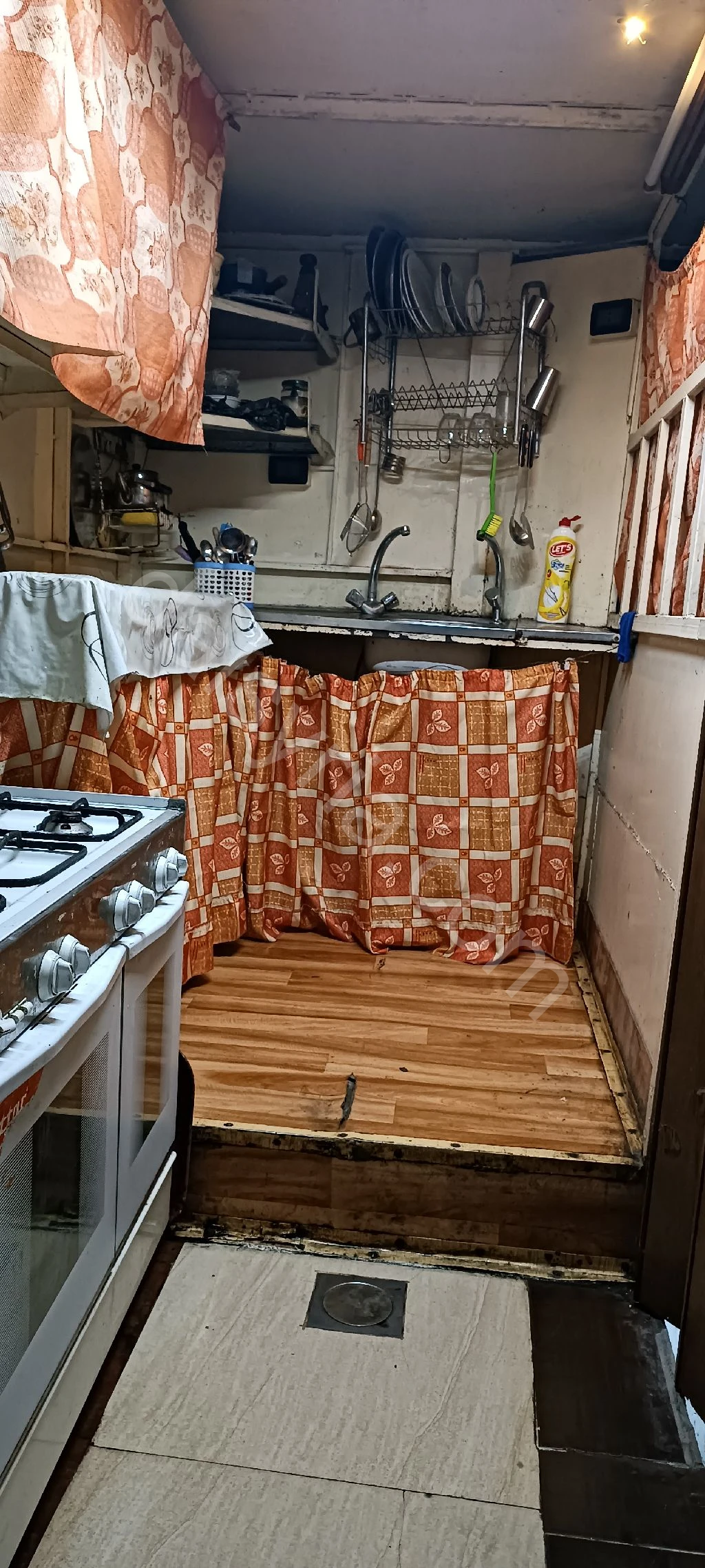 للبيع بيت 130م في باب سريجة