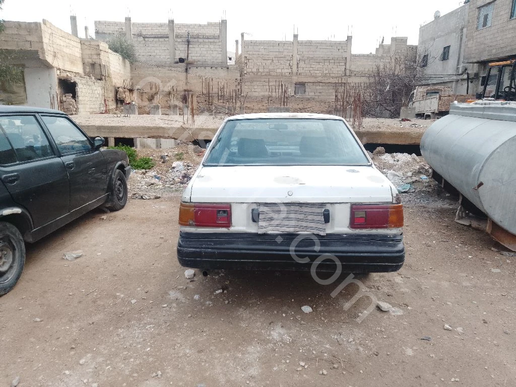 للبيع نيسان صني 1983