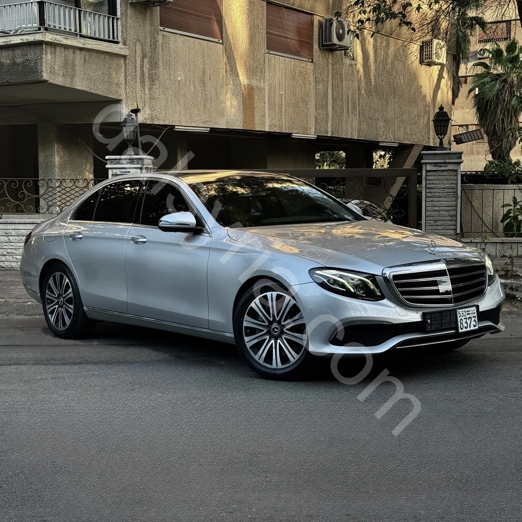للبيع مرسيدس E400 2017
