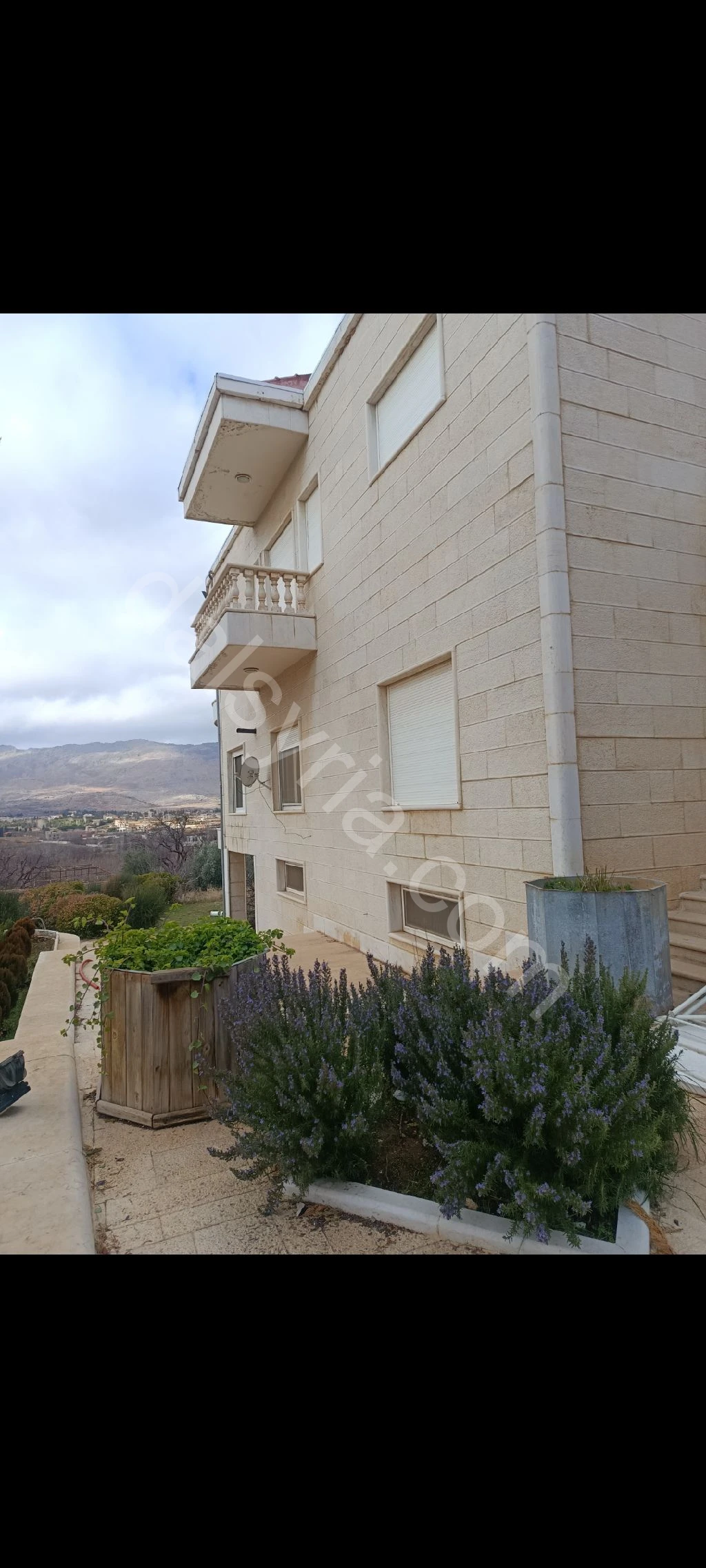 للبيع قصر فاخر في ريف دمشق