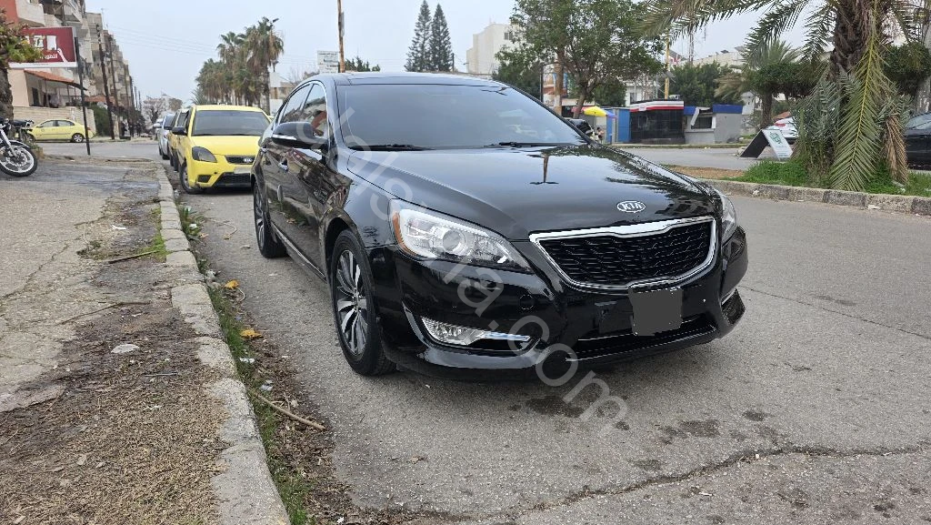 للبيع كيا كادينزا 2012