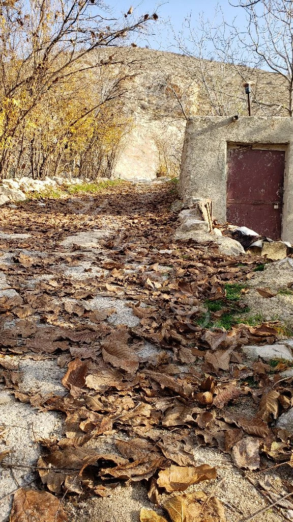 للبيع ارض 2350م في التل