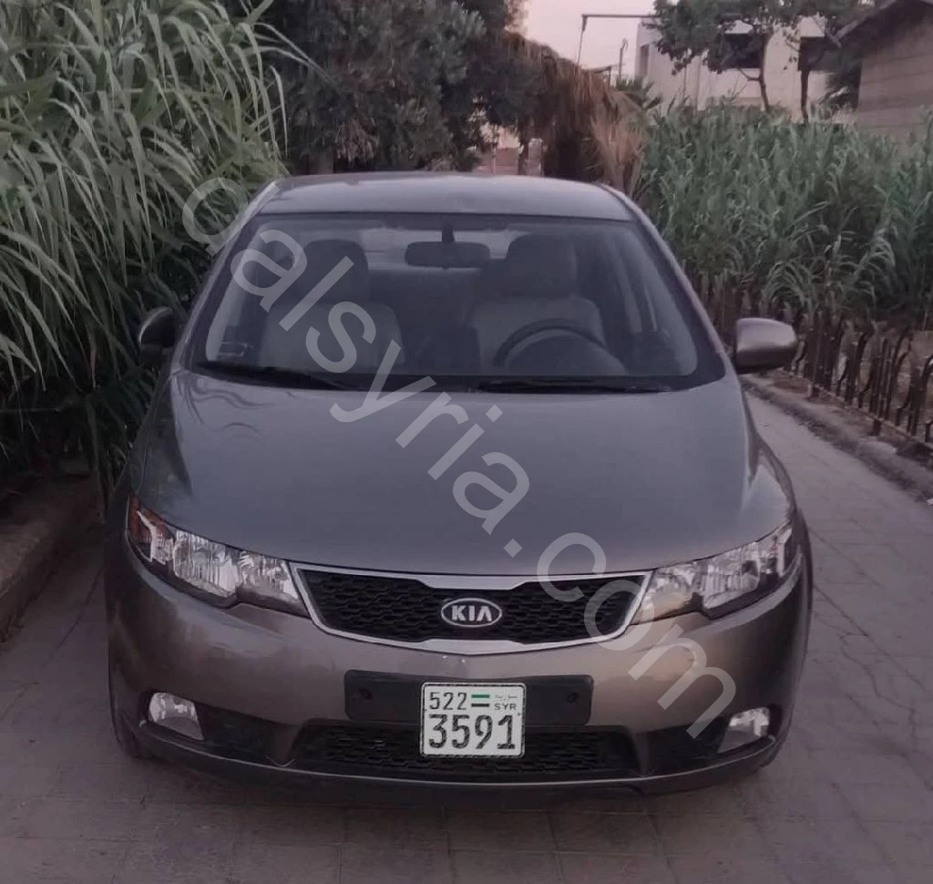 للبيع كيا فورتي 2011