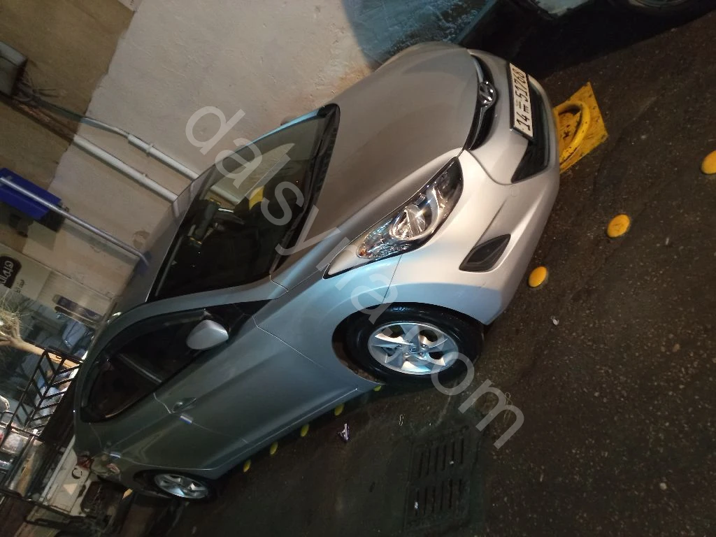 للبيع هيونداي افانتي 2011