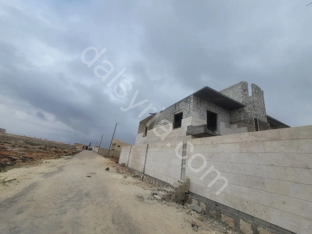 للبيع مزرعة 620م في ريف حلب