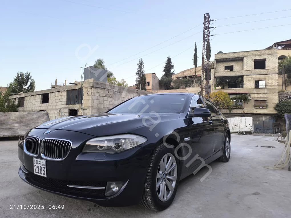 للبيع بي ام دابليو 520i 2012