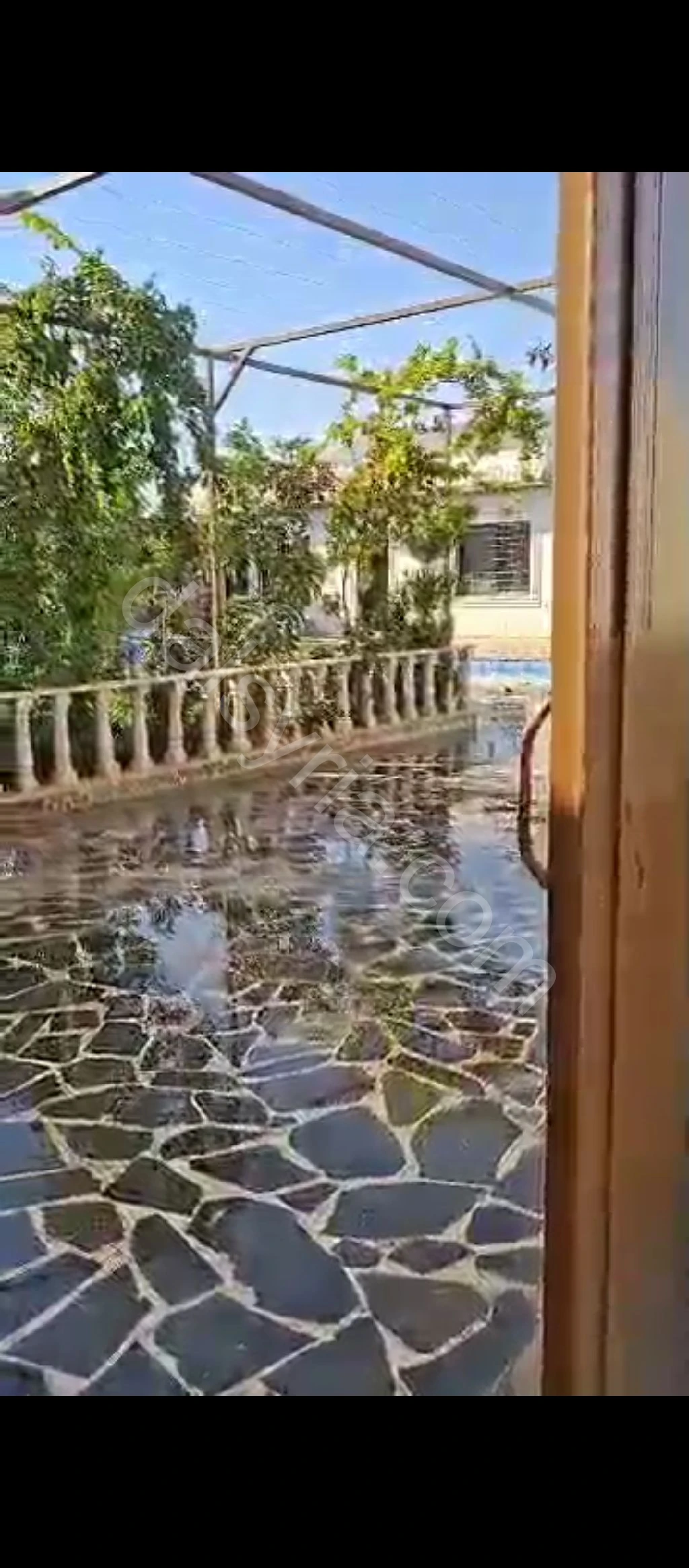 للبيع مزرعة 700م في المليحة