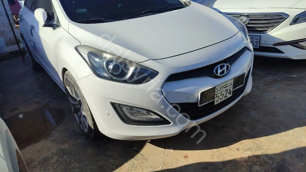 للبيع هيونداي i30 2012