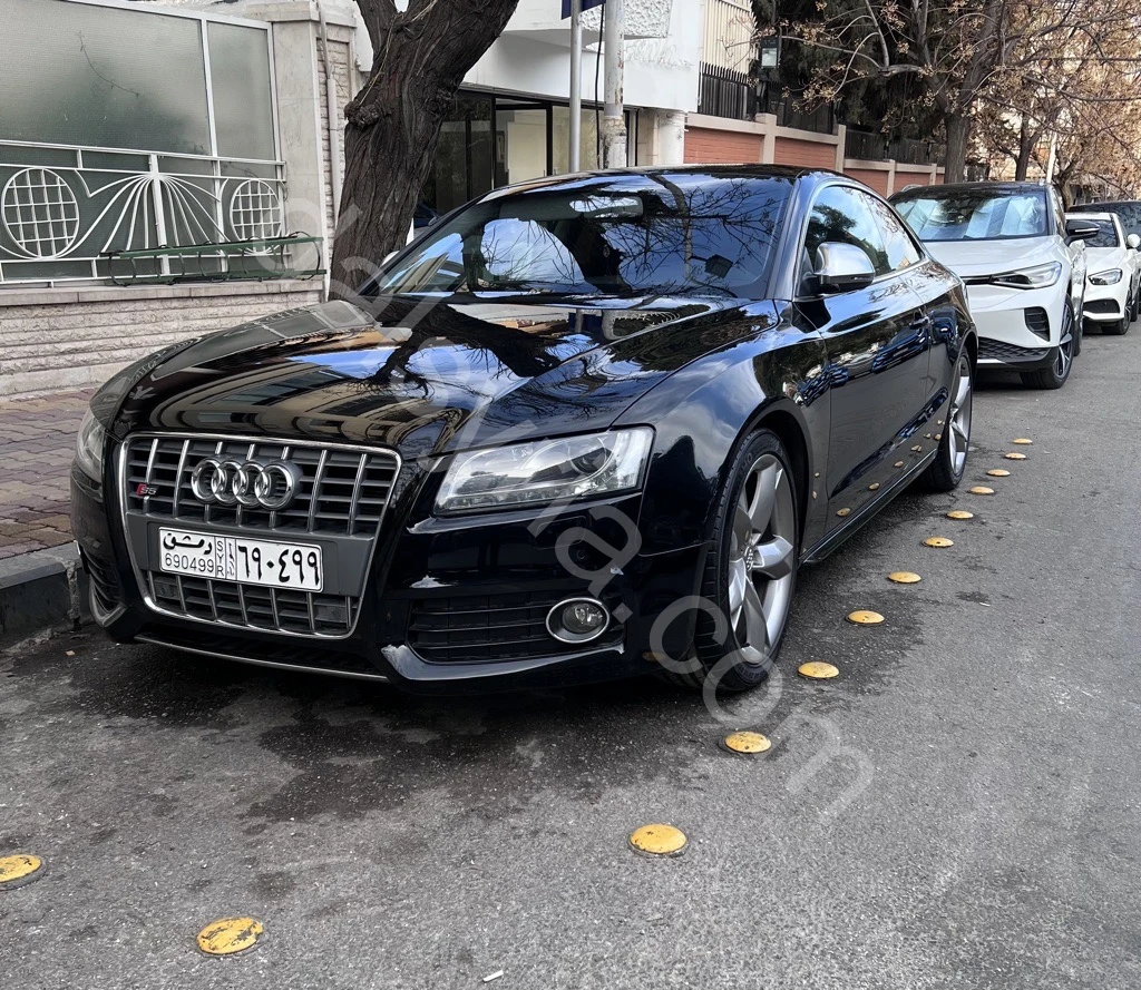 للبيع اودي A5 2009