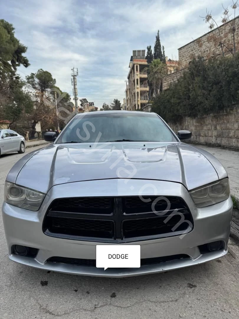 للبيع دودج تشارجر 2013