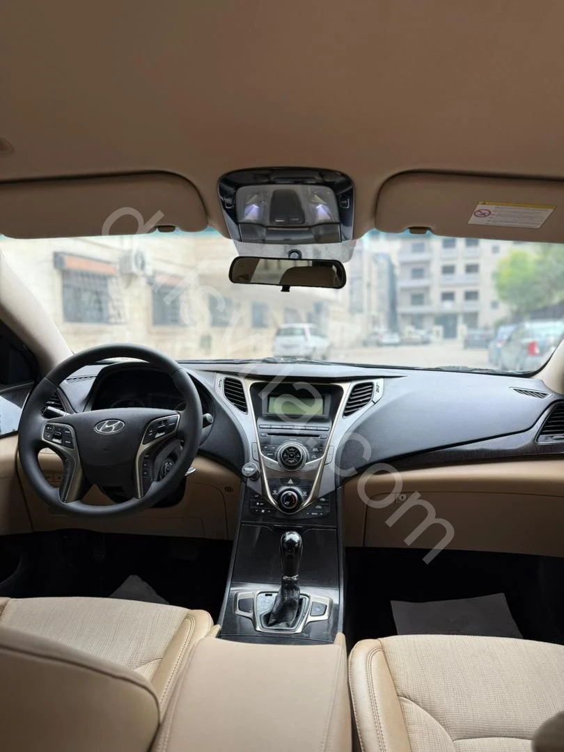 للبيع هيونداي ازيرا 2015