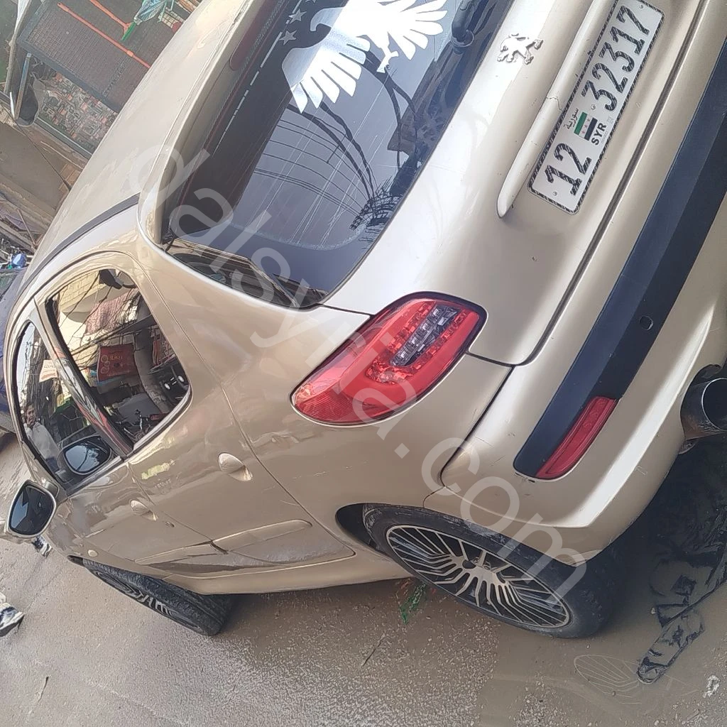 للبيع بيجو 206 2004