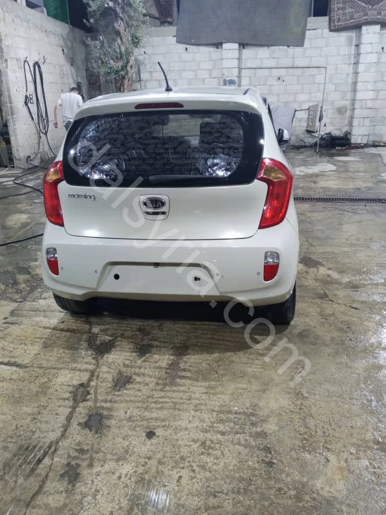 للبيع كيا بيكانتو 2012