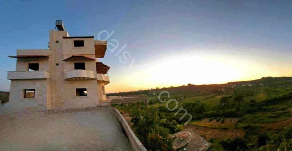 للبيع فيلا 1000م في اللاذقية