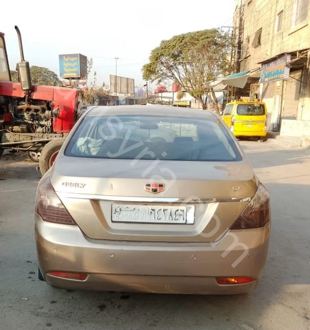 للبيع جيلي إيمجراند 2010