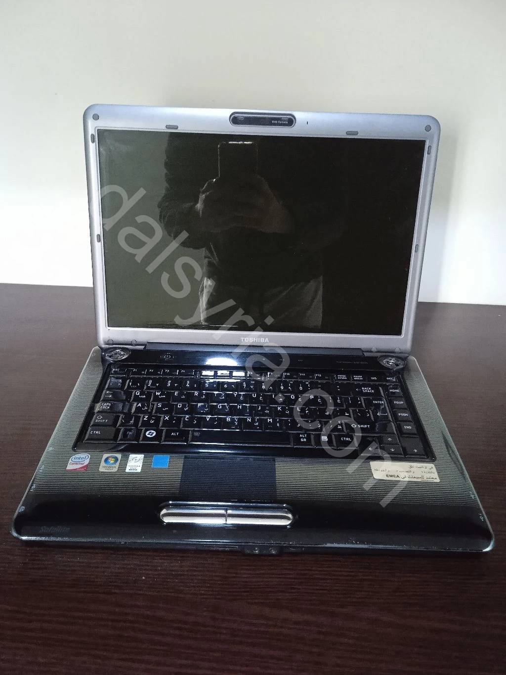 للبيع لابتوب نوع توشيبا بحالة ممتازة