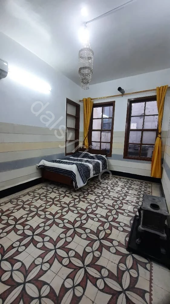 للإيجار اليومي منزل عربي. الغرفة 40 دولار يوميا في القيمرية