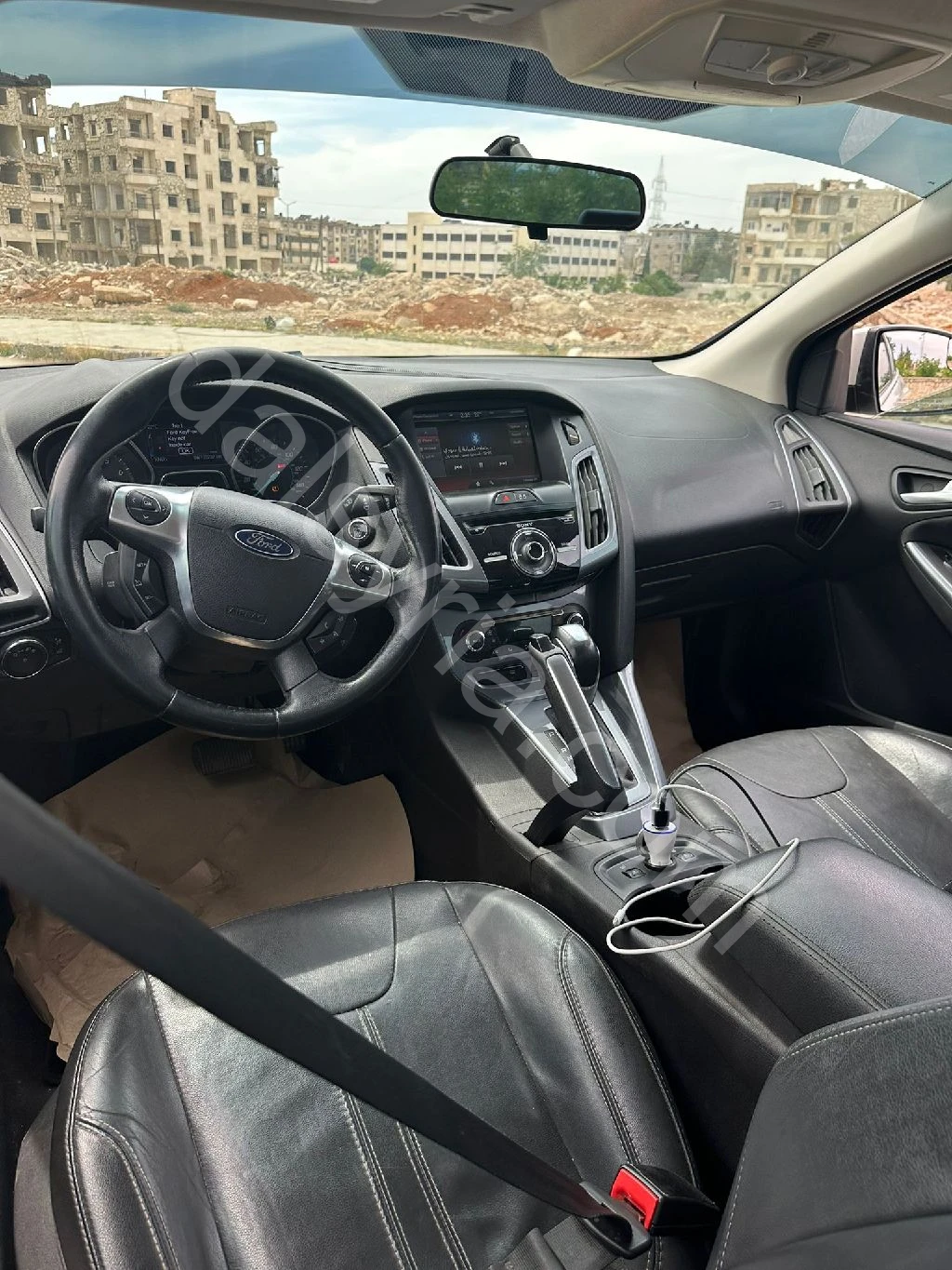 للبيع فورد فوكس 2013