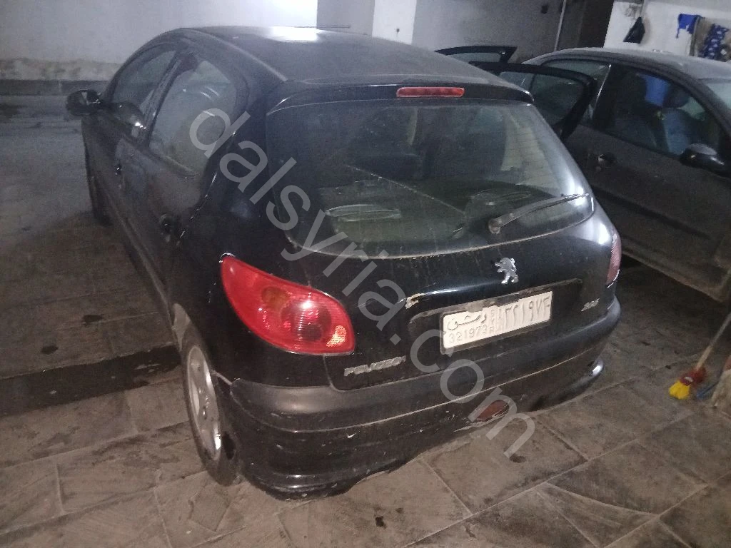 للبيع بيجو 206 2006